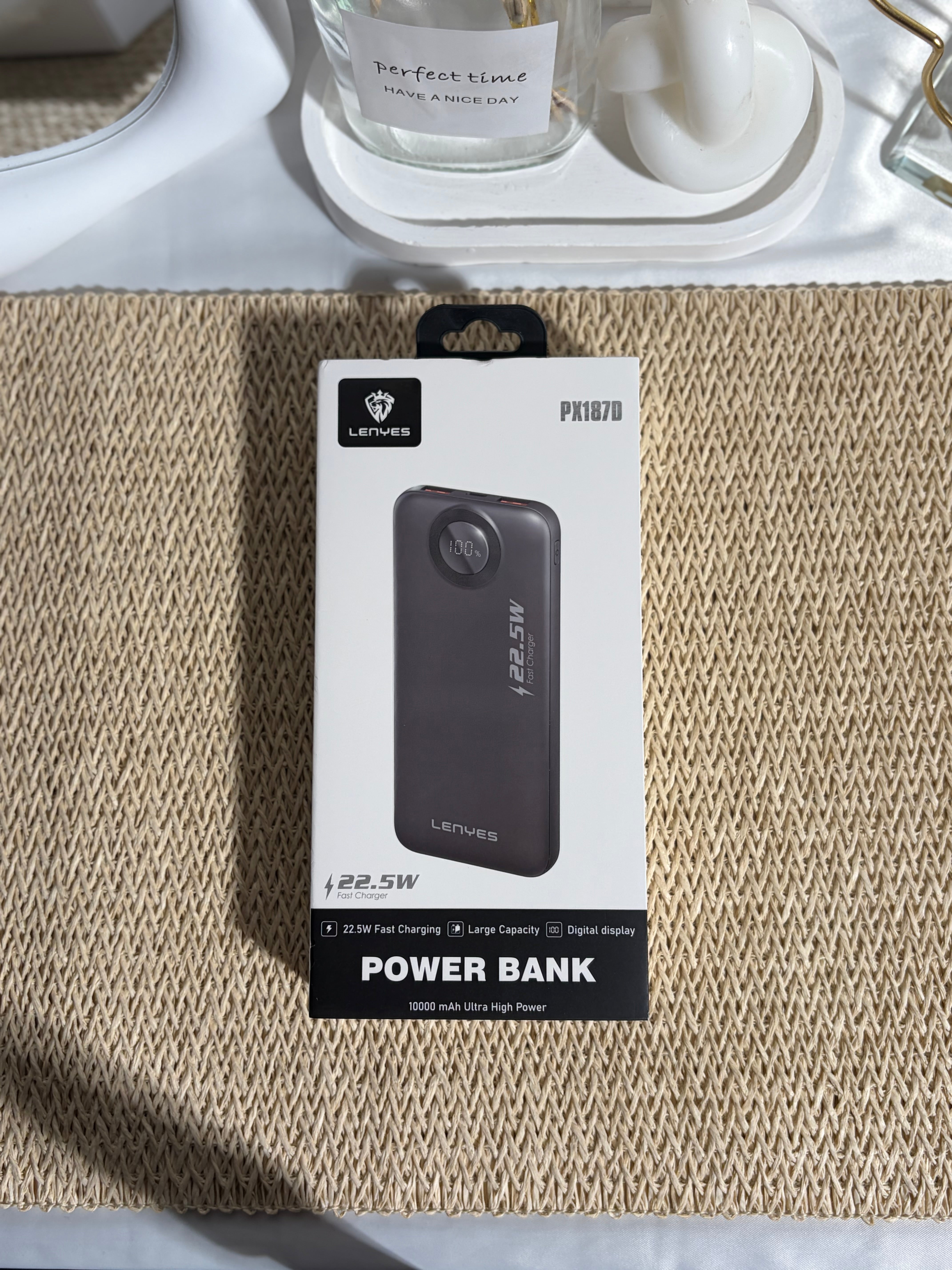 LENYES - PowerBank - 10000mAh - PX187D-BLACK