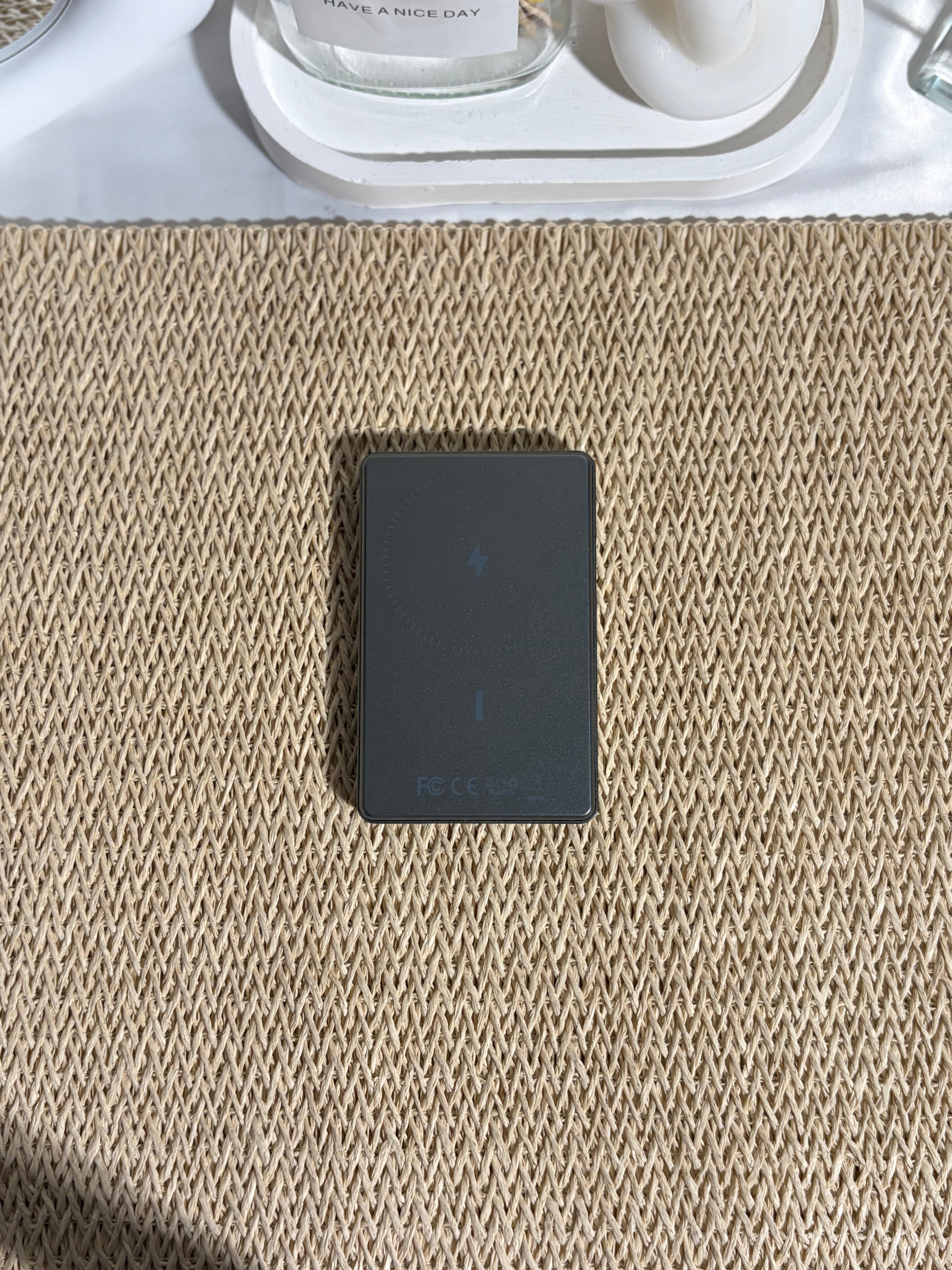 LENYES -Powerbank-10000MAH- PW137D-GUN