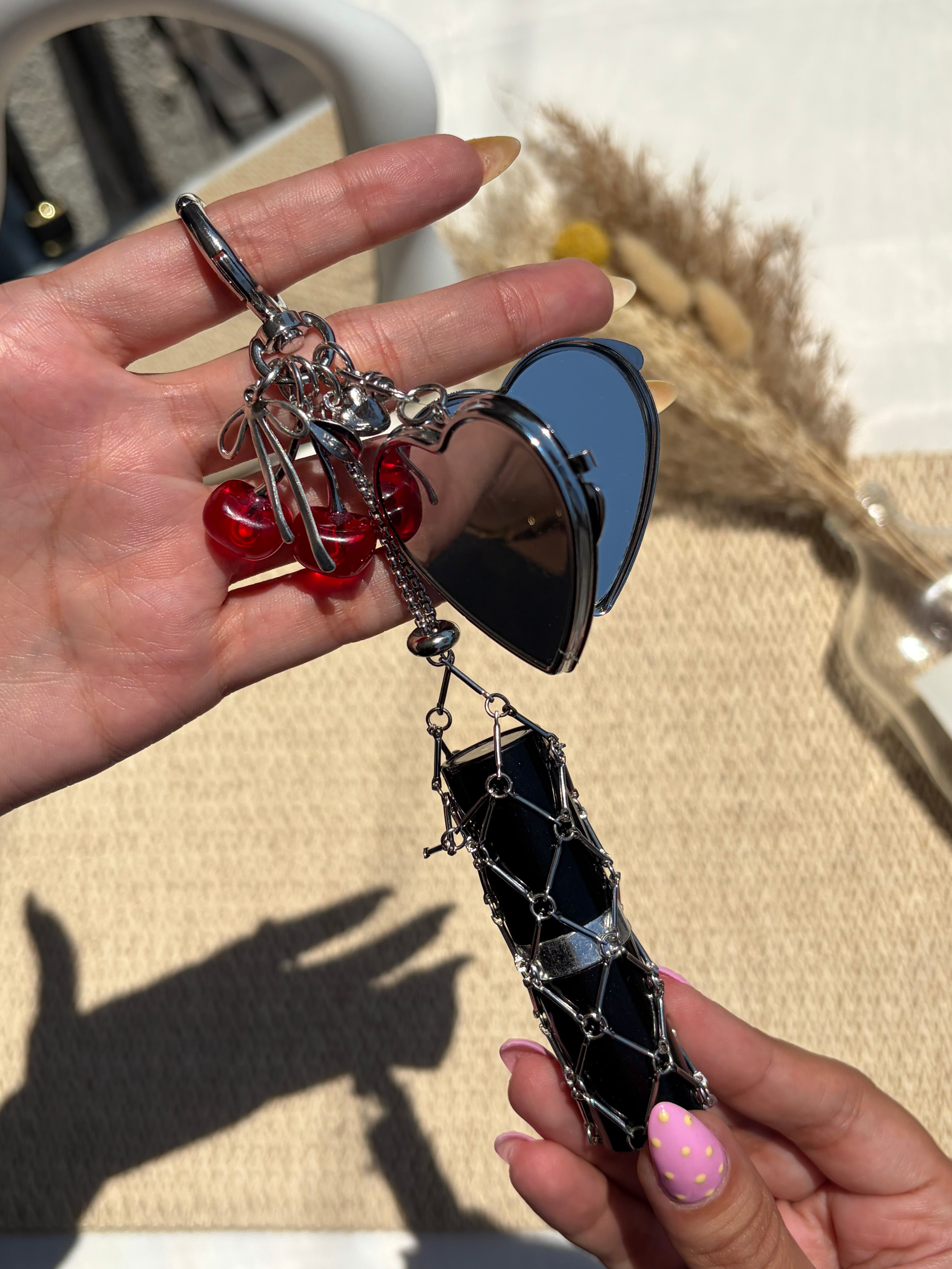 Mirror Lipgloss Chain