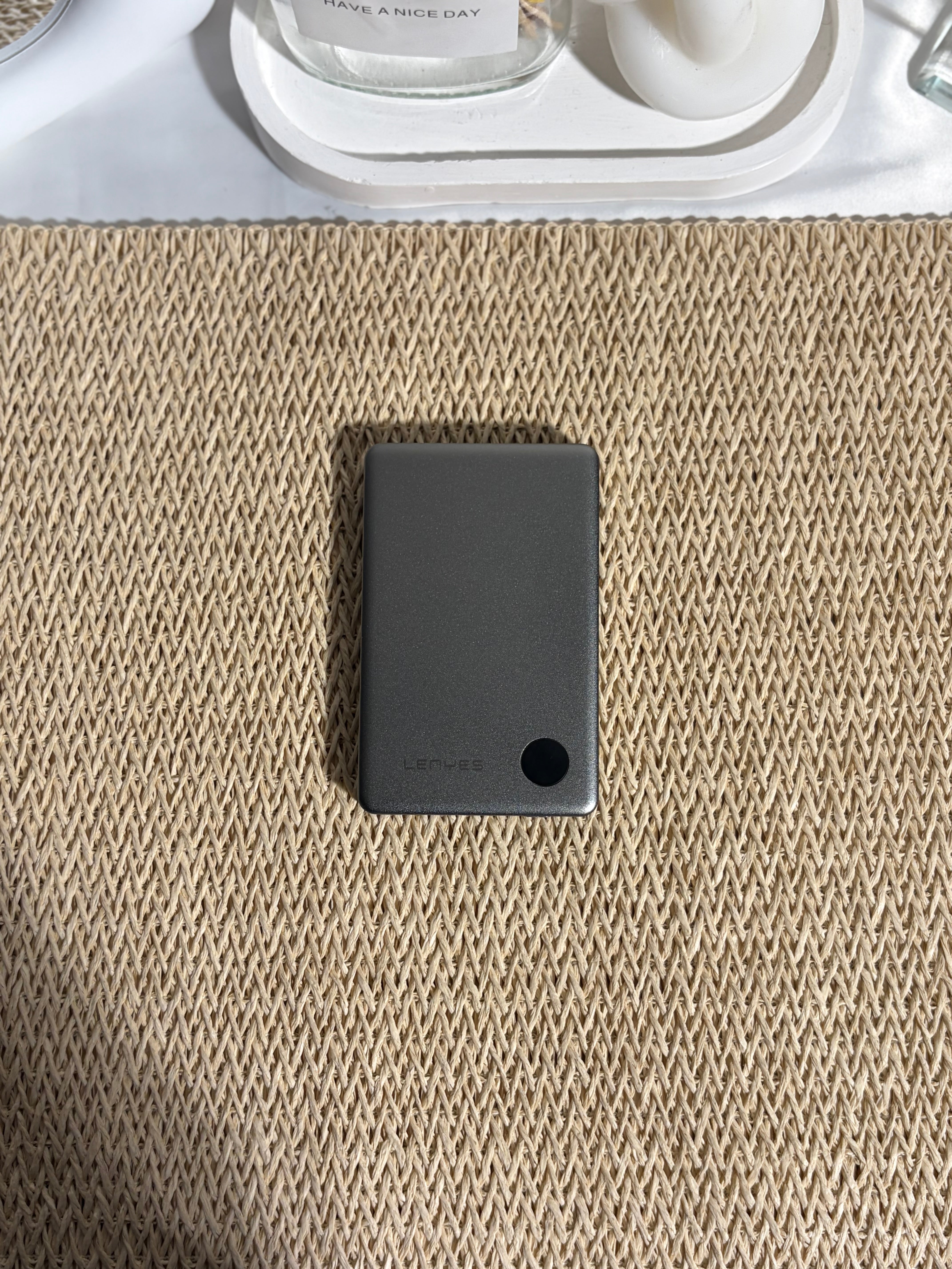 LENYES -Powerbank-10000MAH- PW137D-GUN