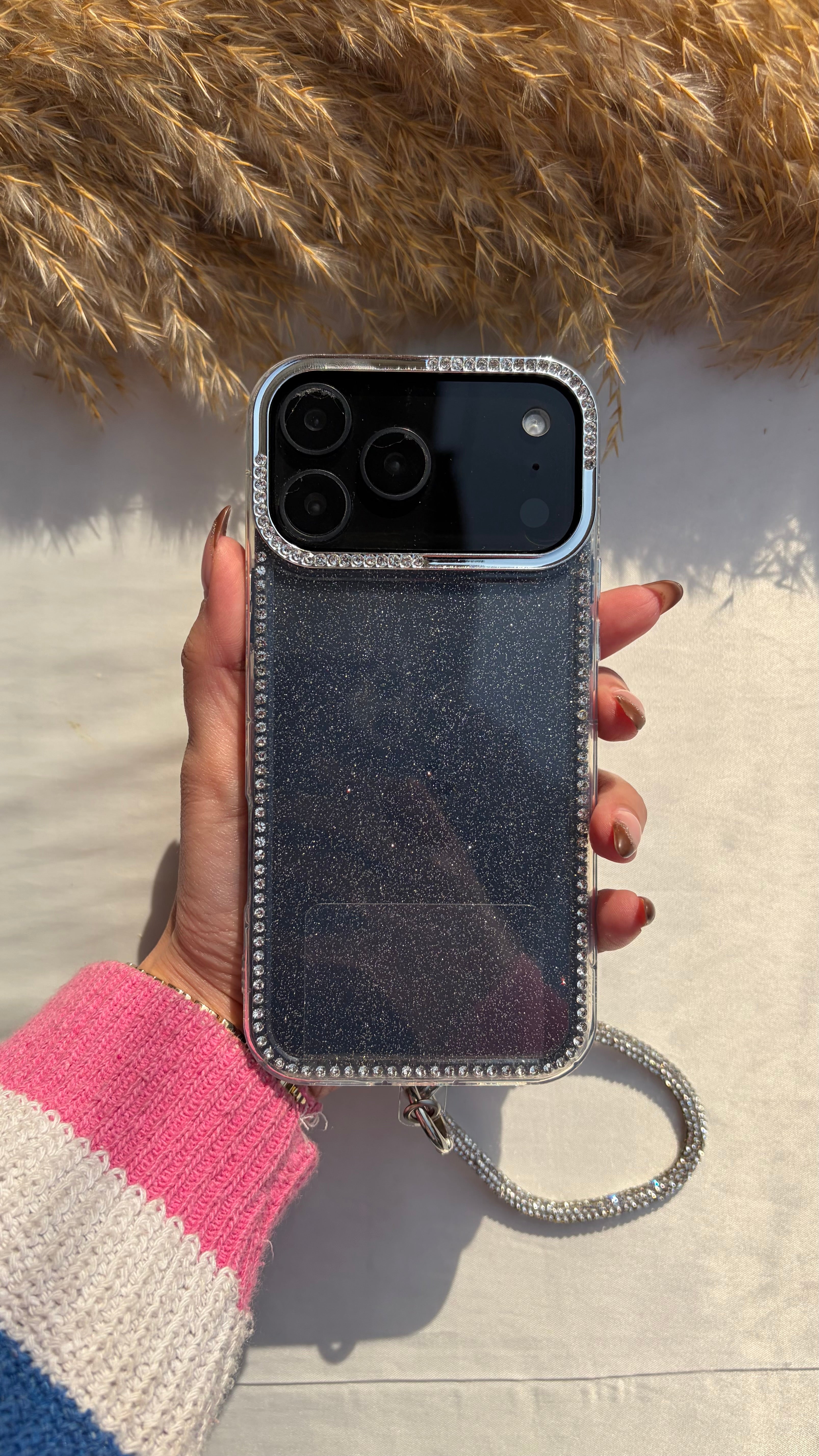 Transparent Glittery Wz Hanger