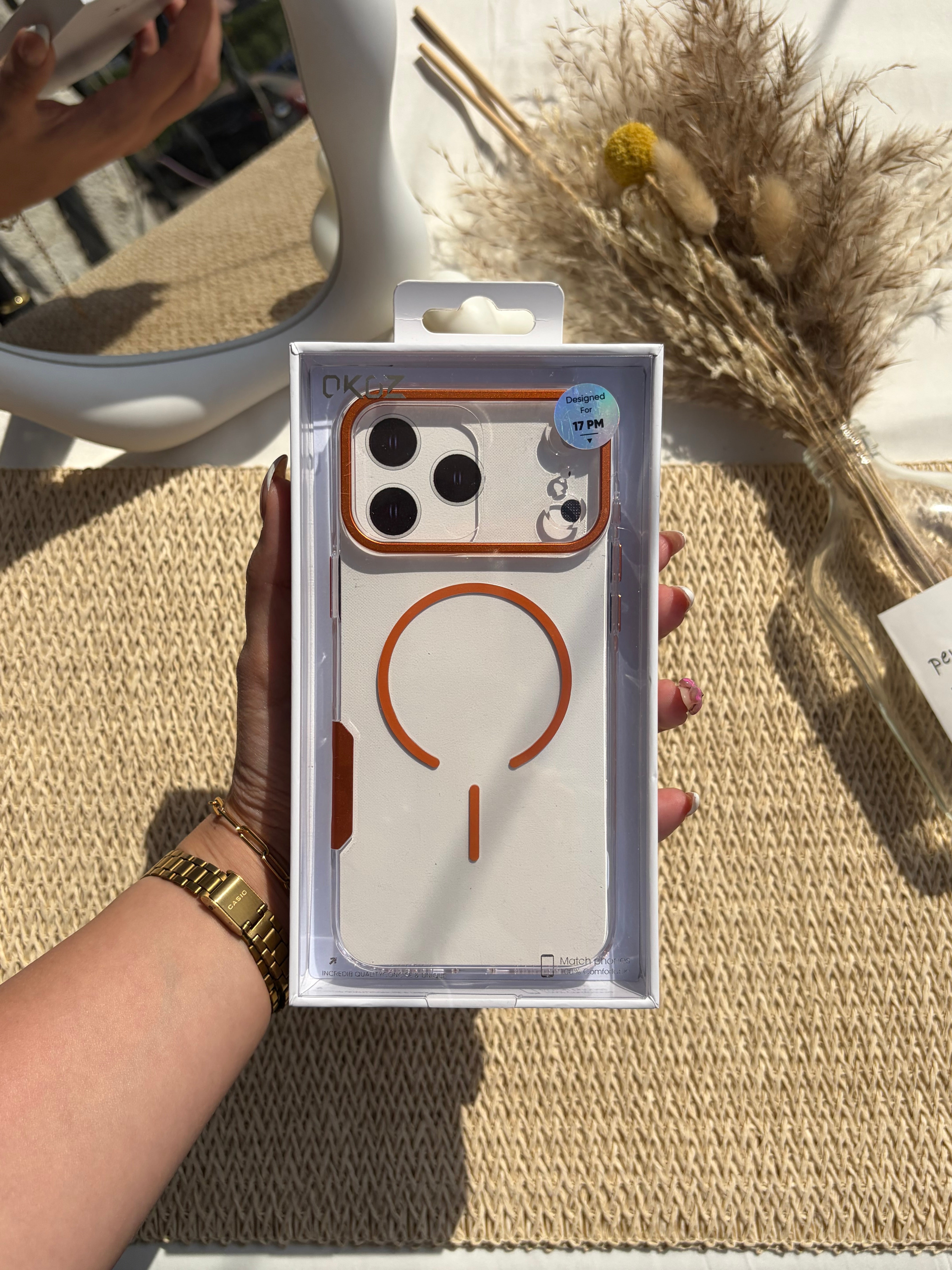 Okoz Transparent Magsafe Case