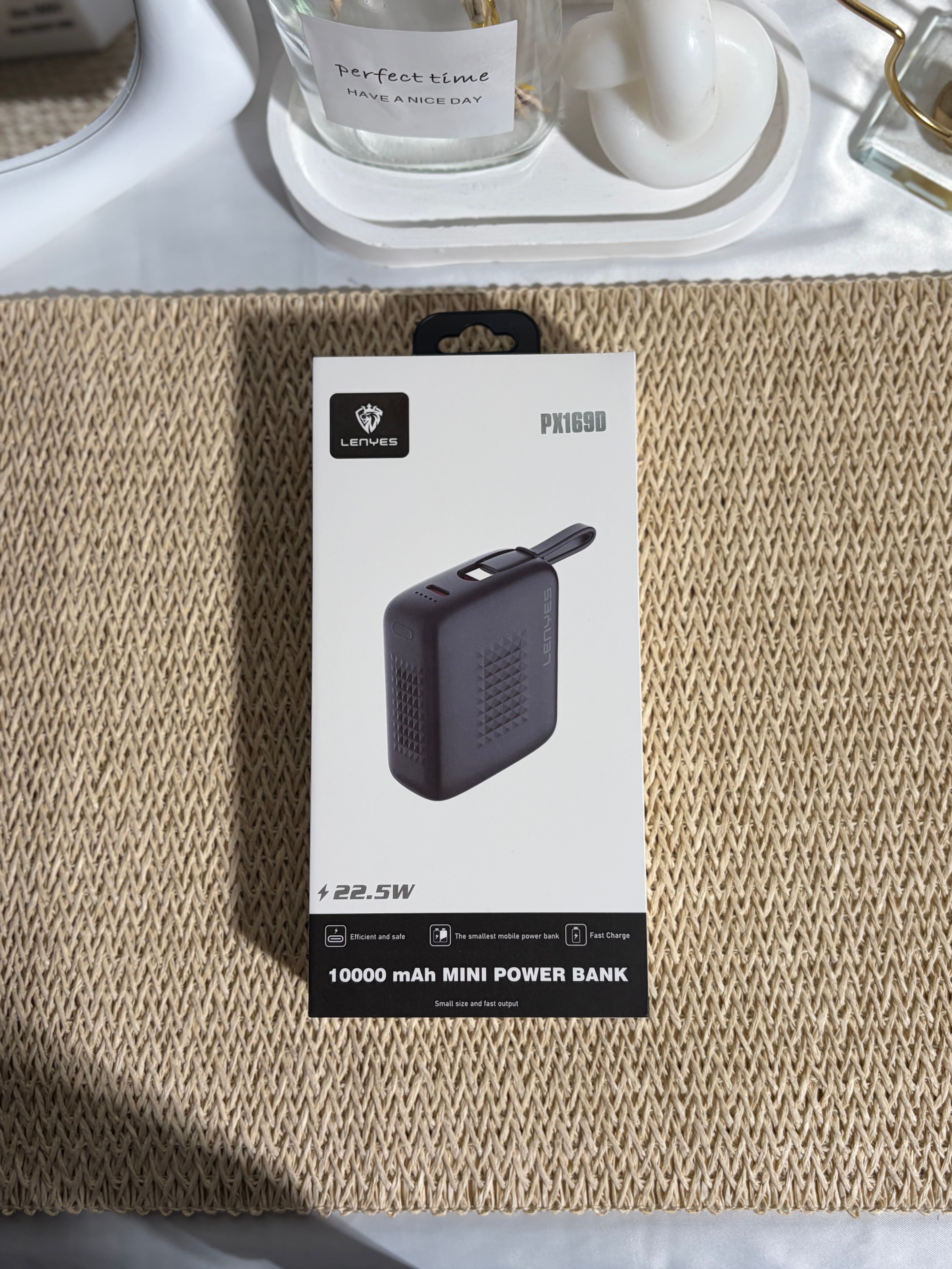 LENYES -Powerbank-  10000mAh - PX169D-BLACK