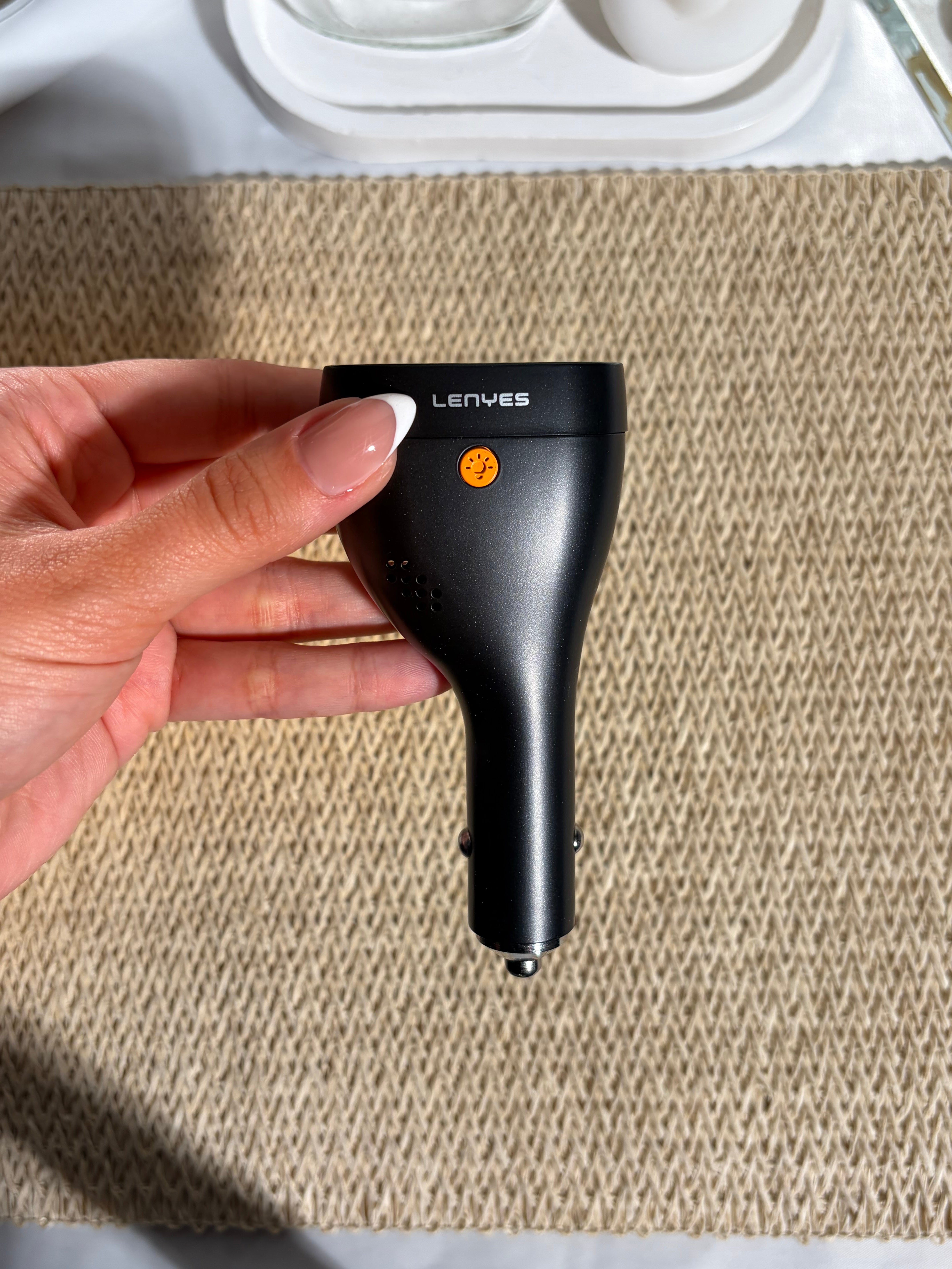 LENYES- CAR CHARGER - CA70 - BLACK