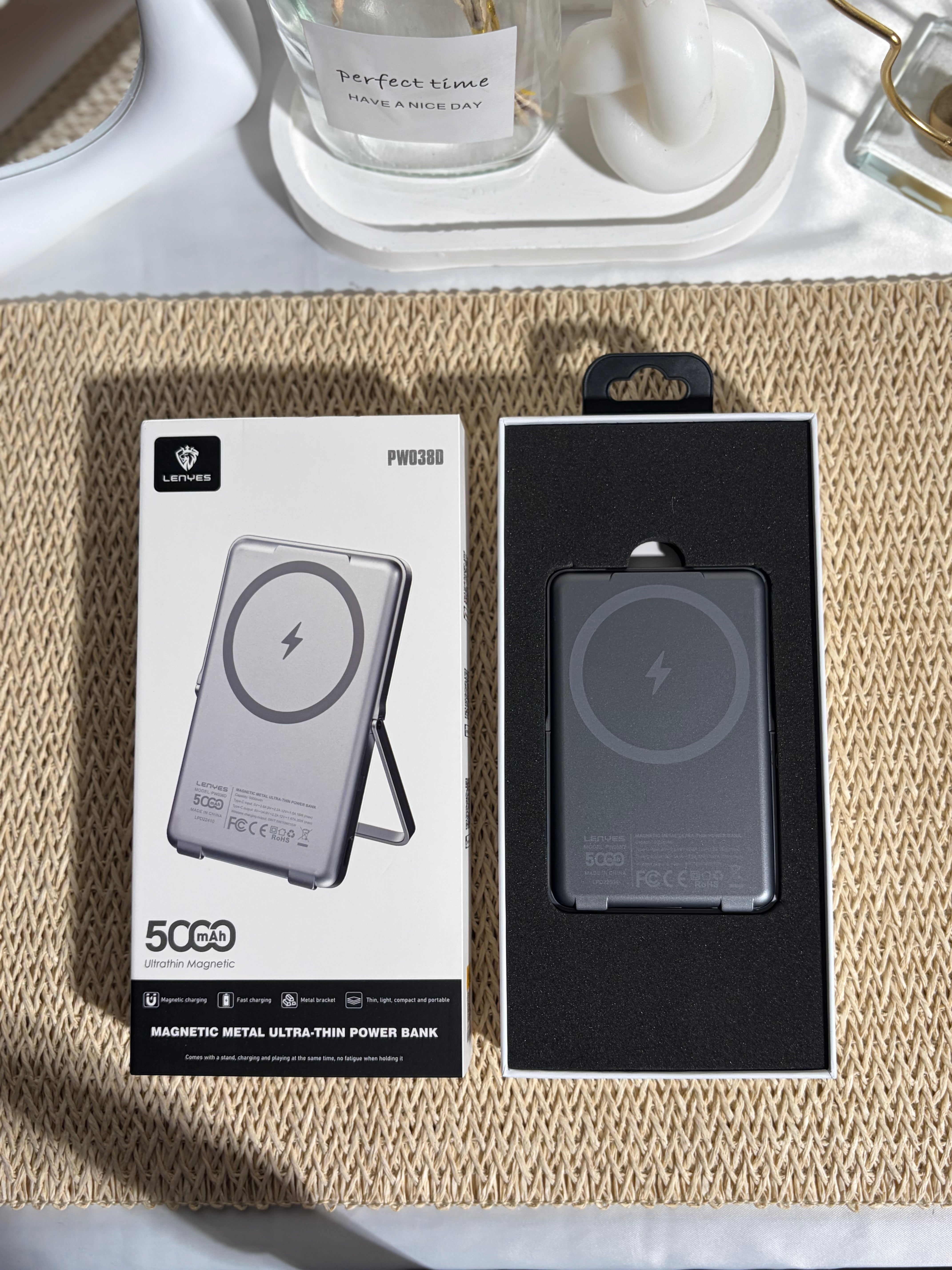 LENYES -Powerbank- 5000mAh - PW038D-GUN