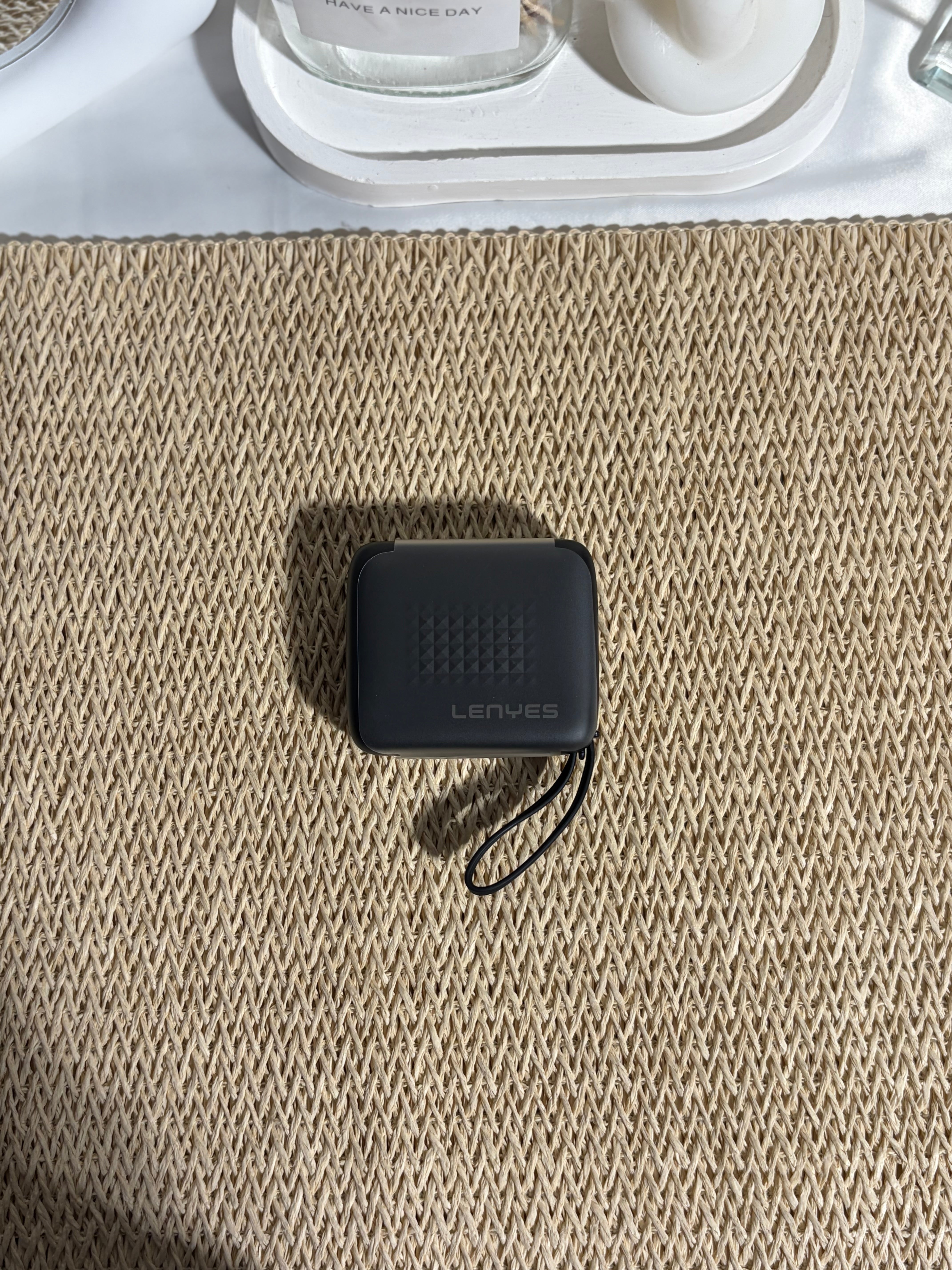 LENYES -Powerbank-  10000mAh - PX169D-BLACK