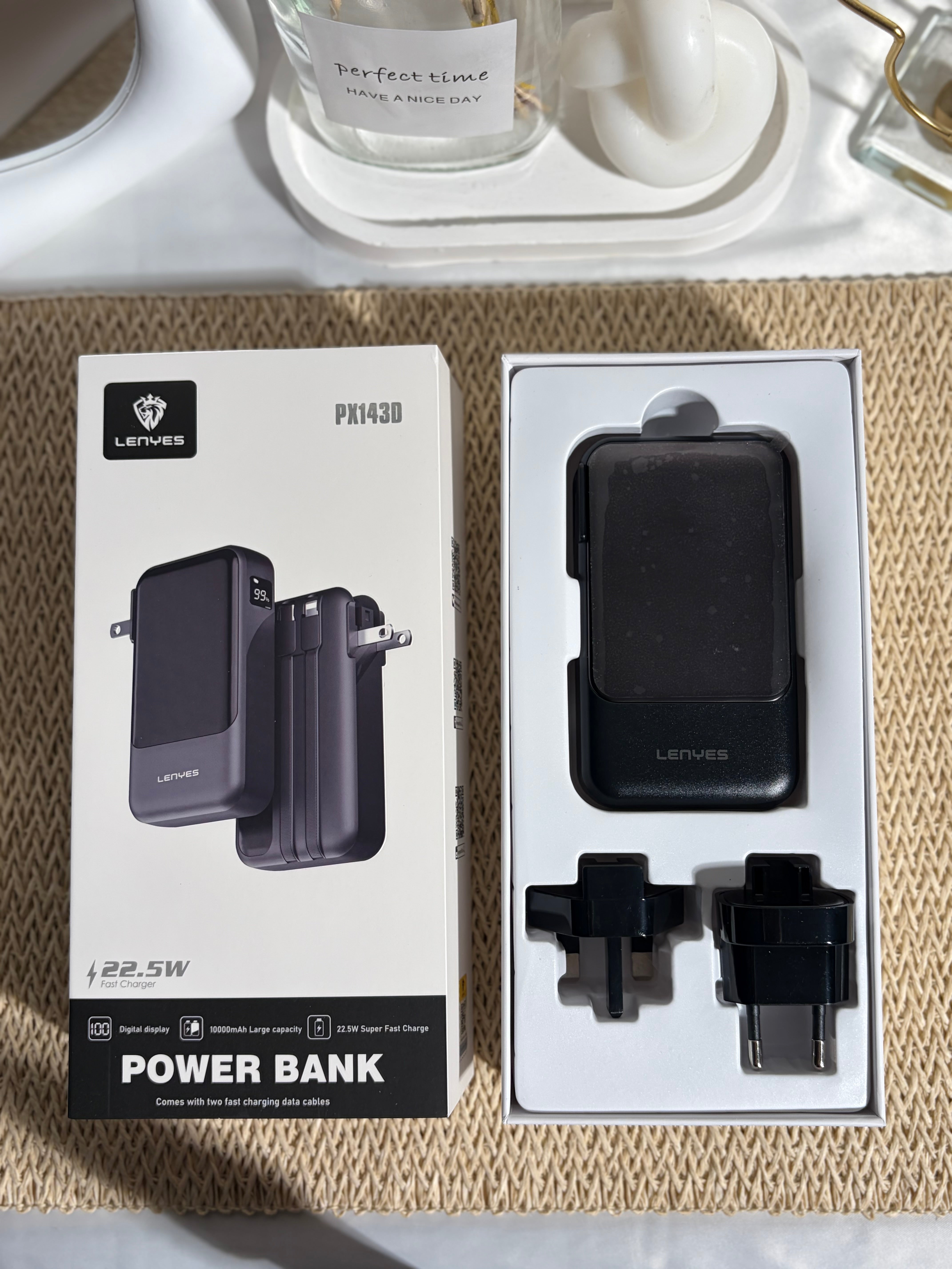 LENYES -Powerbank-10000mAh - PX143D-BLACK