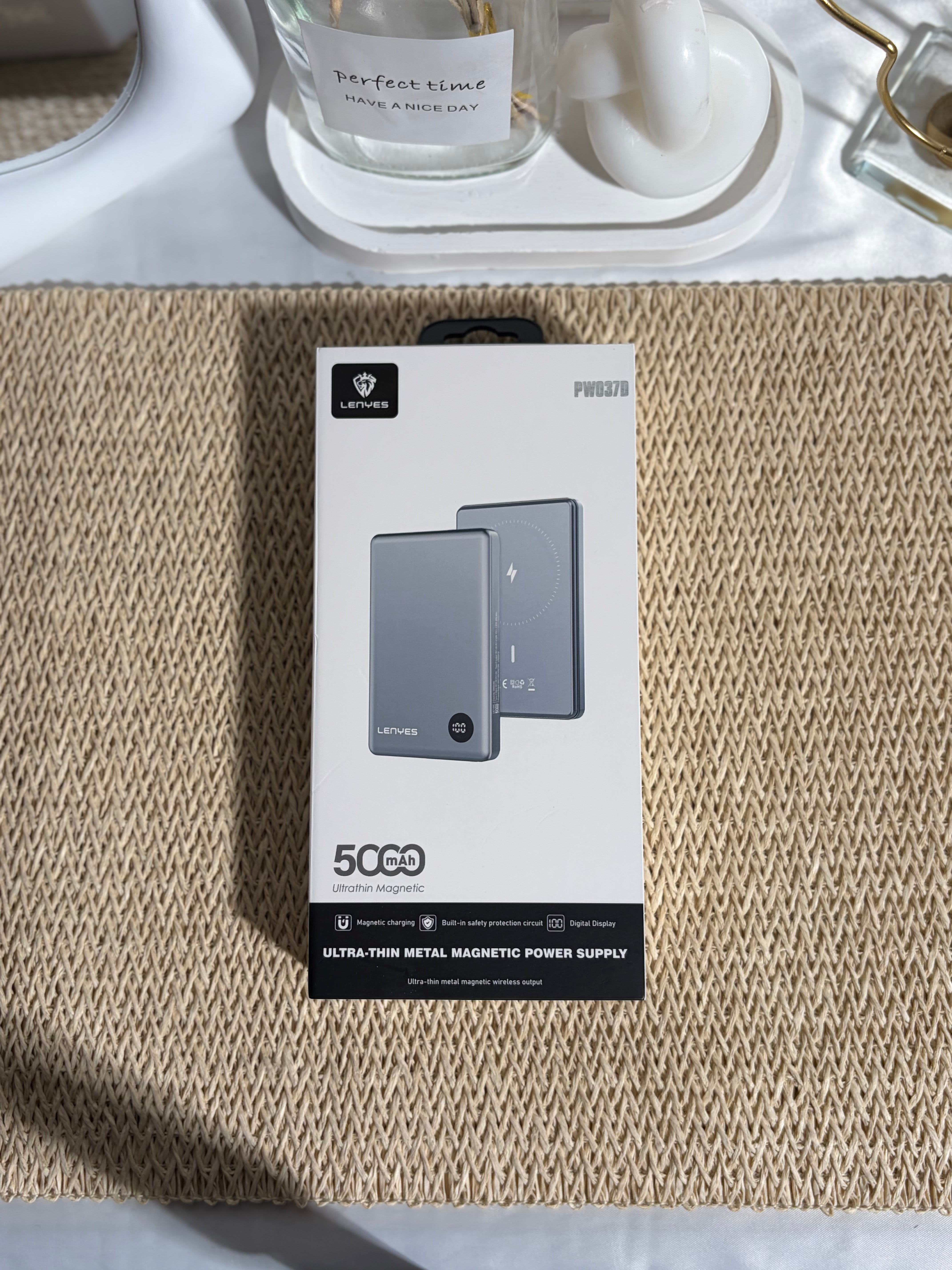 LENYES -Powerbank-PW037D-5000MAH-SILVER