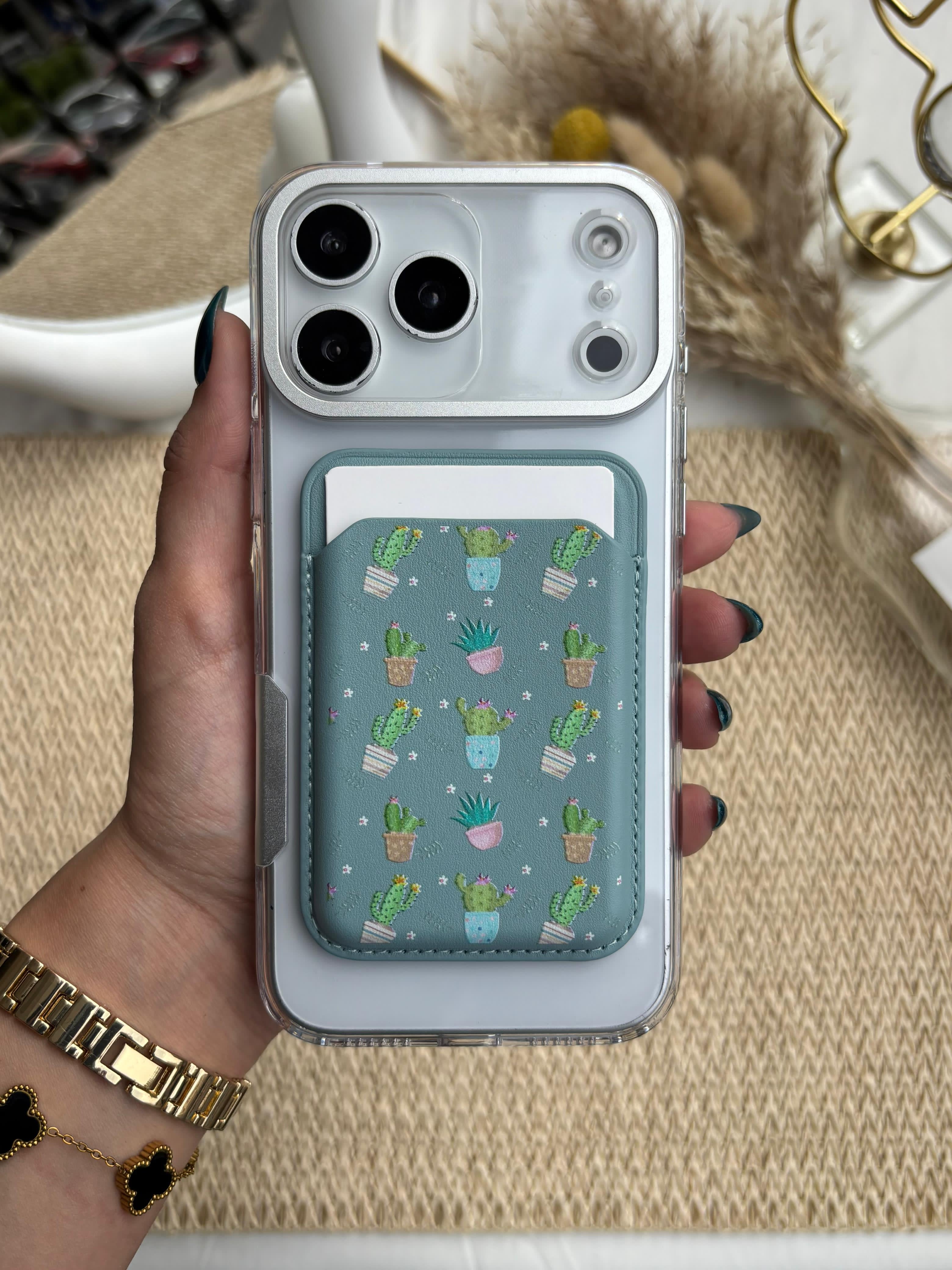 Printed MagSafe Wallet - Green