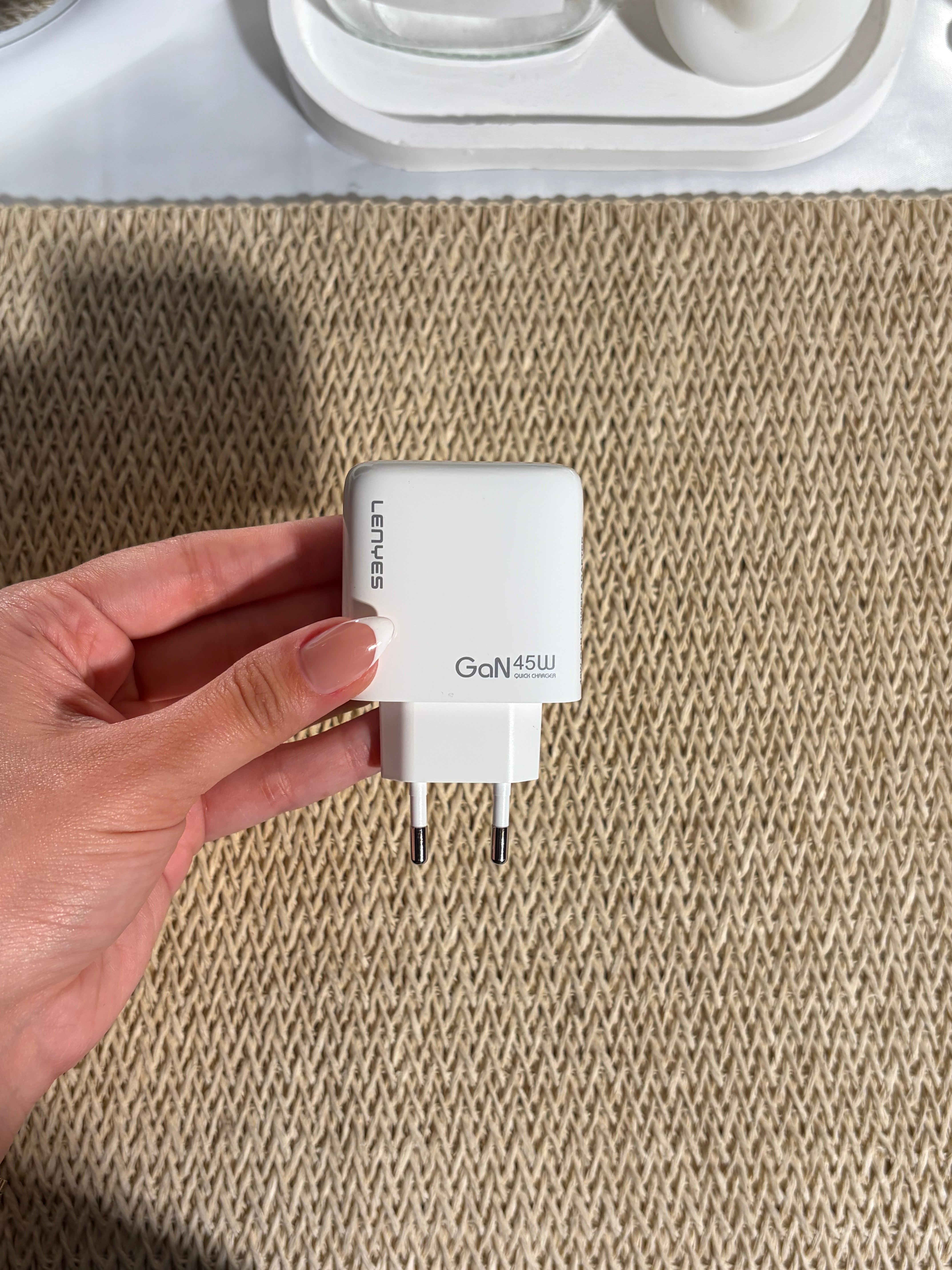 LENYES CHARGER-LCH94-EUAdapter-WHITE