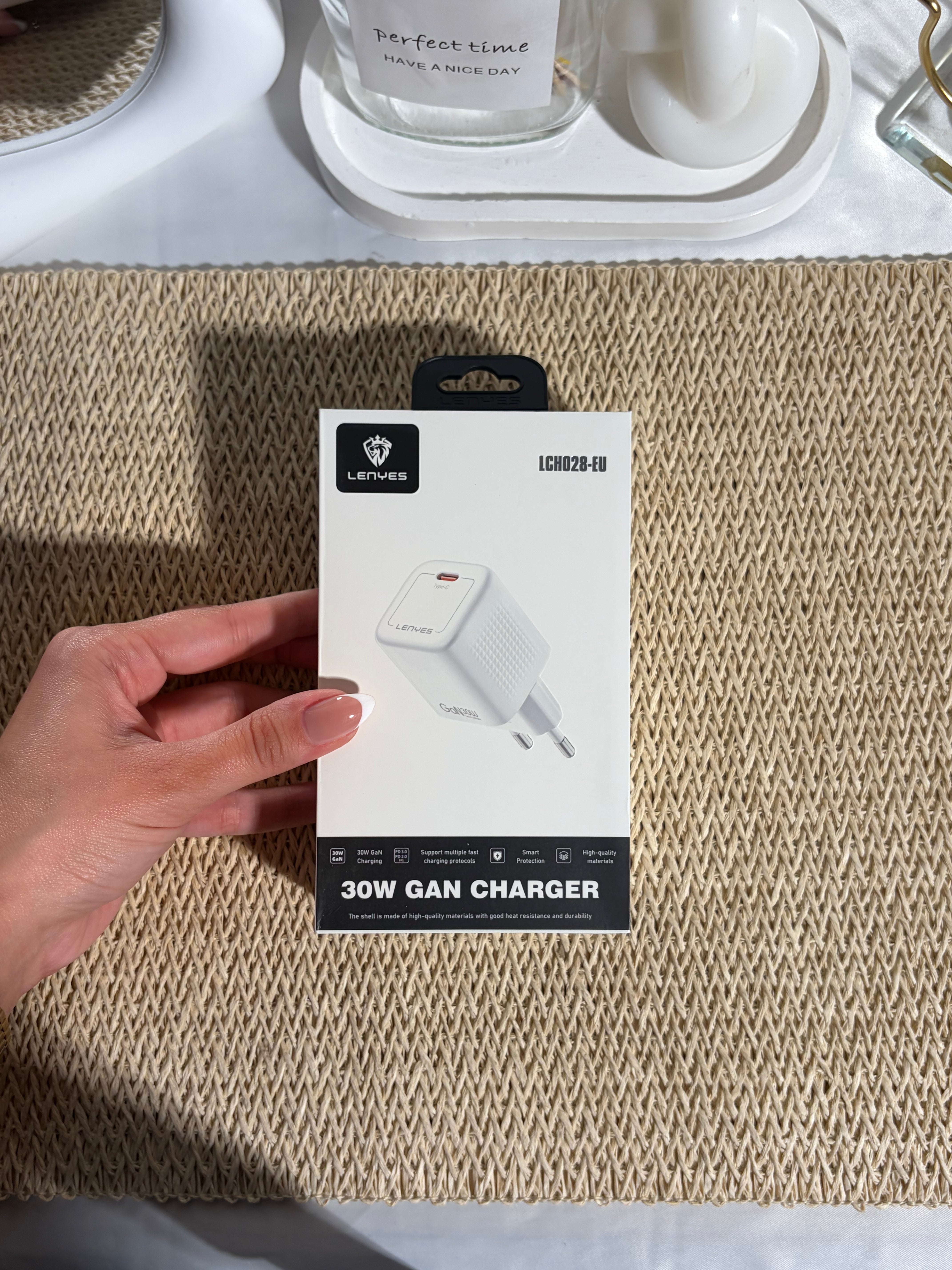 LENYES CHARGER-LCH028-EU TC-TC-WHITE