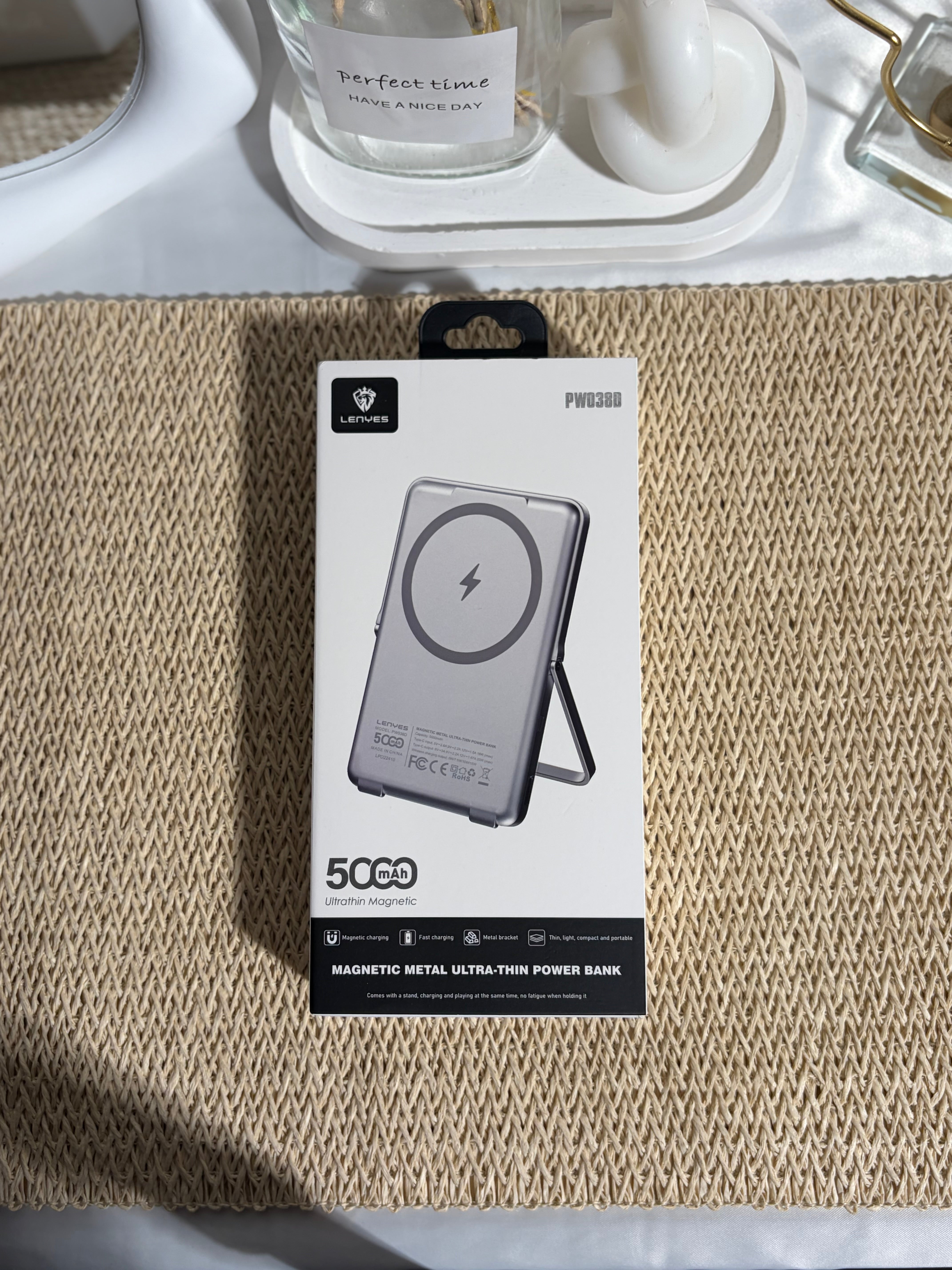 LENYES -Powerbank- 5000mAh - PW038D-GUN