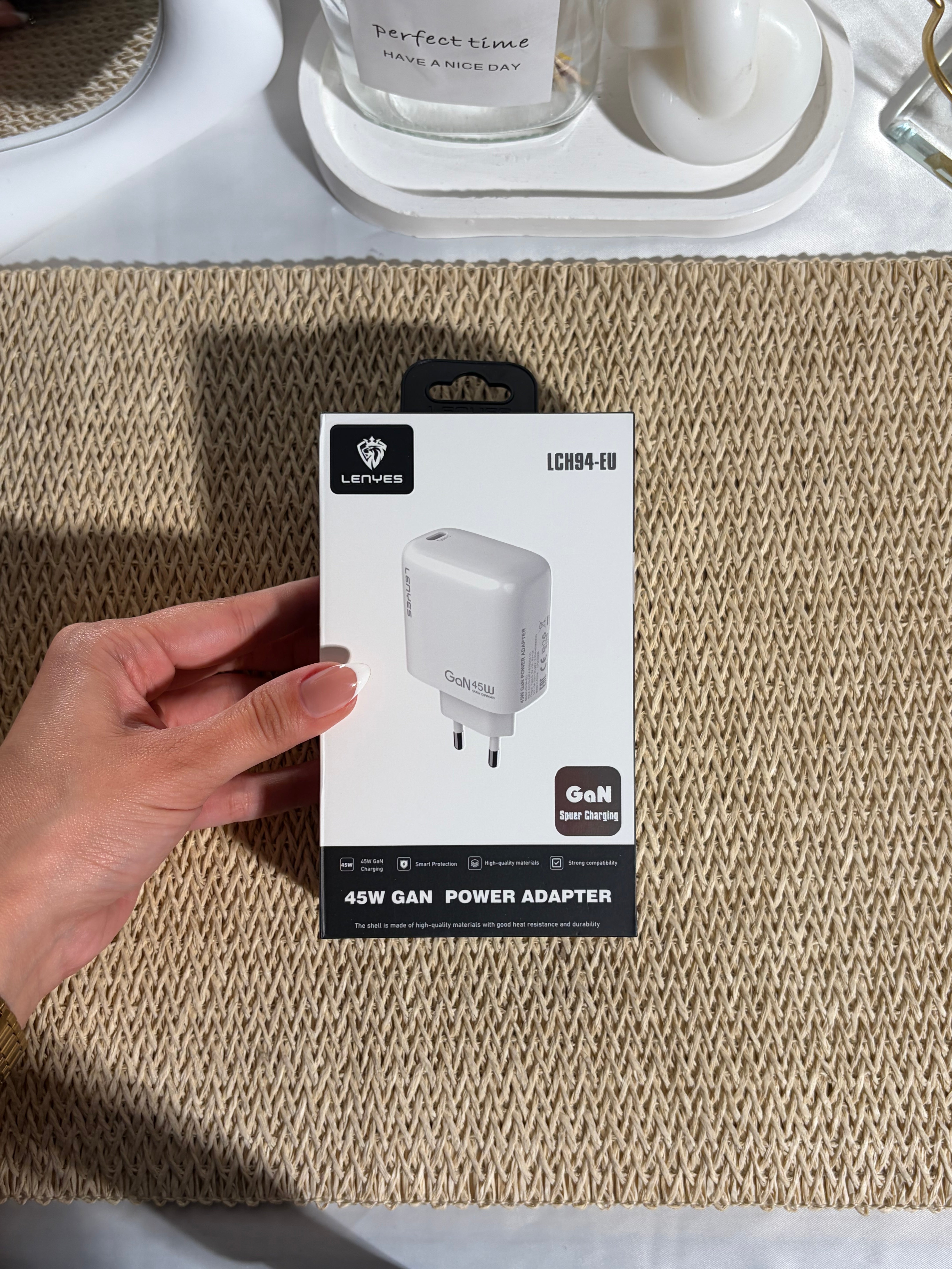 LENYES CHARGER-LCH94-EUAdapter-WHITE