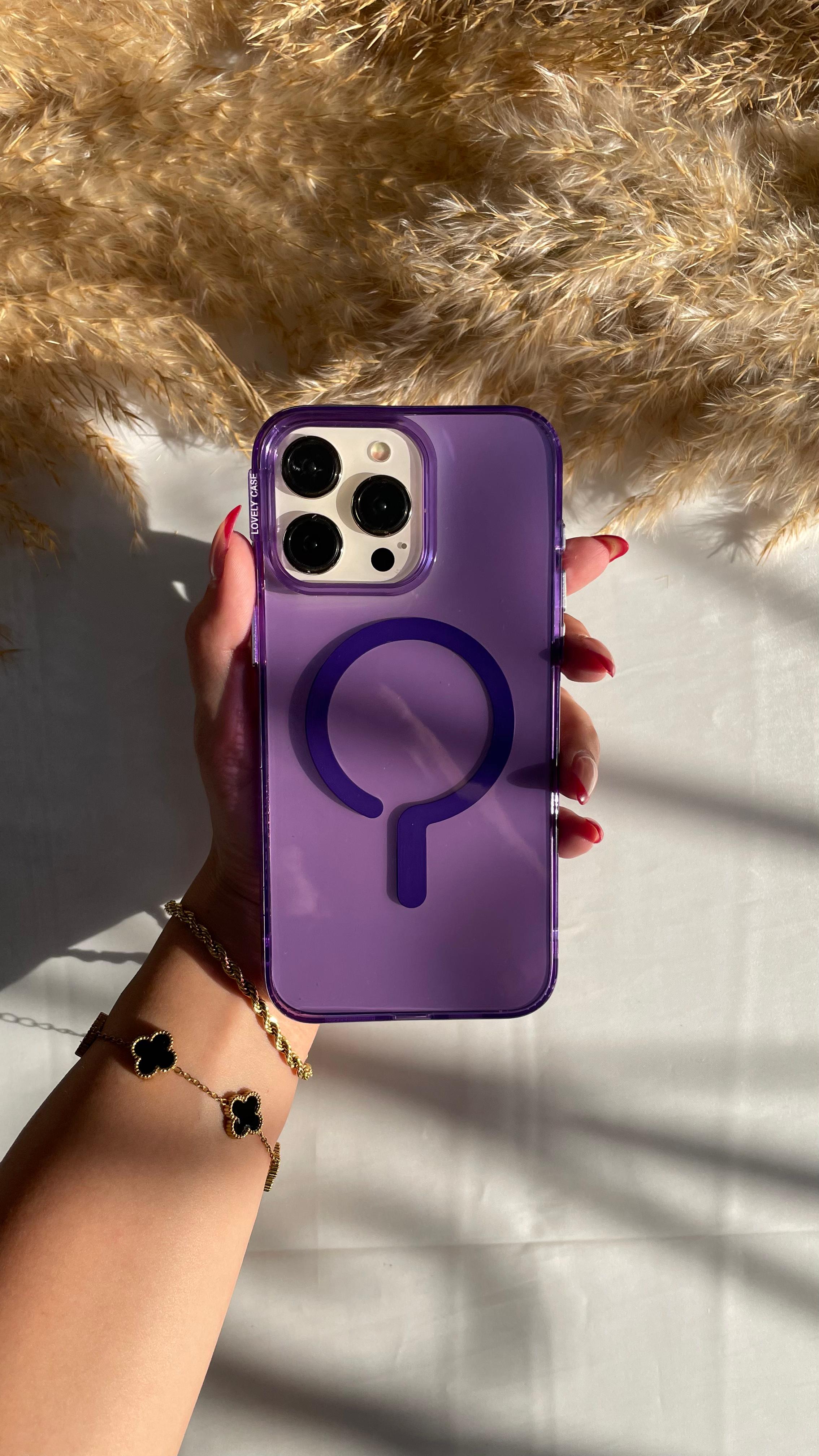 Colored Transparent MagSafe