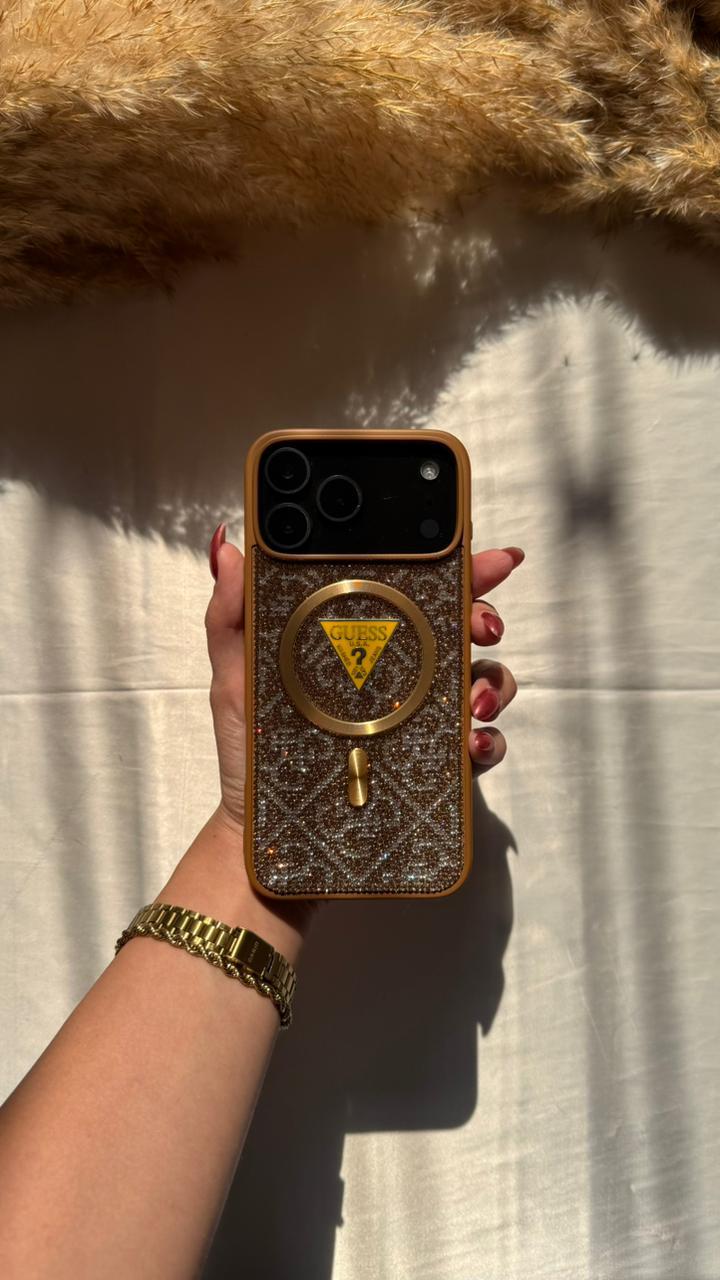 Glittery Guess Wz MagSafe