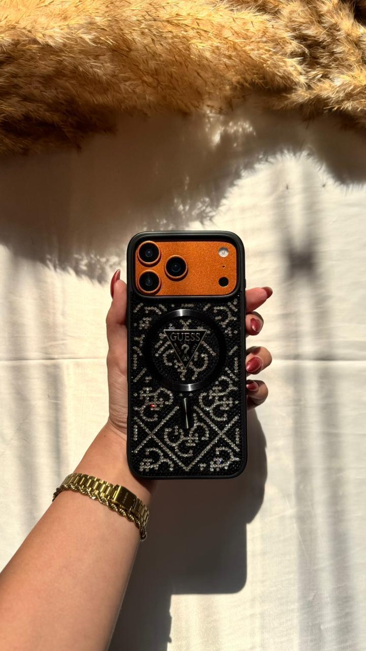 Glittery Guess Wz MagSafe