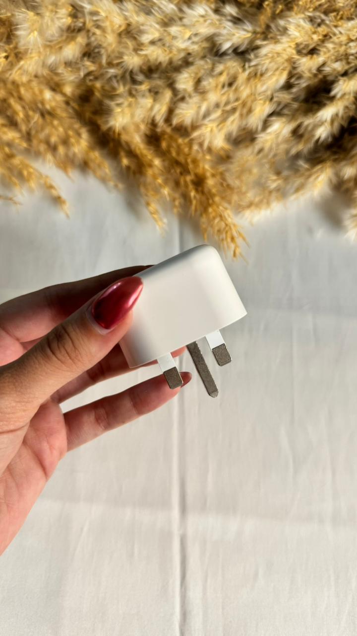 APPLE ADAPTER 20W UCB-C